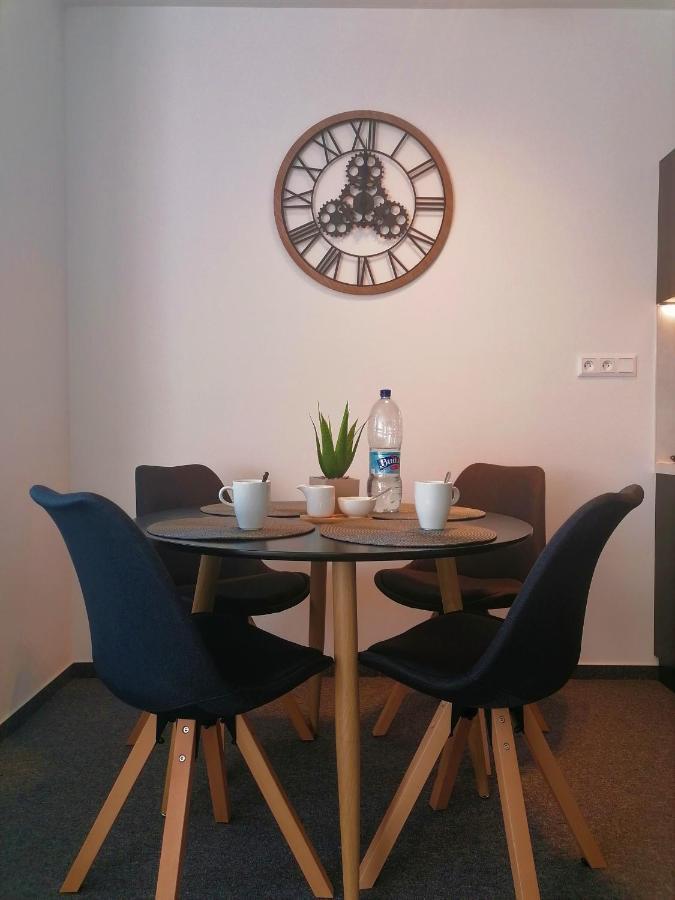Apartman 11 Mymara Bešeňová المظهر الخارجي الصورة